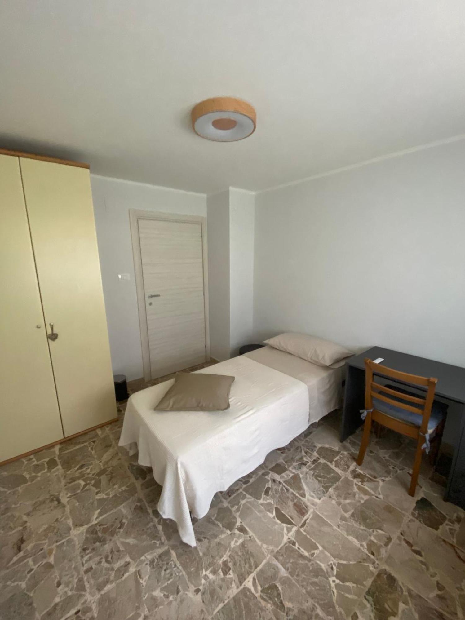 Ferienwohnung Direttamente Sul Lungomare Pescara Exterior foto